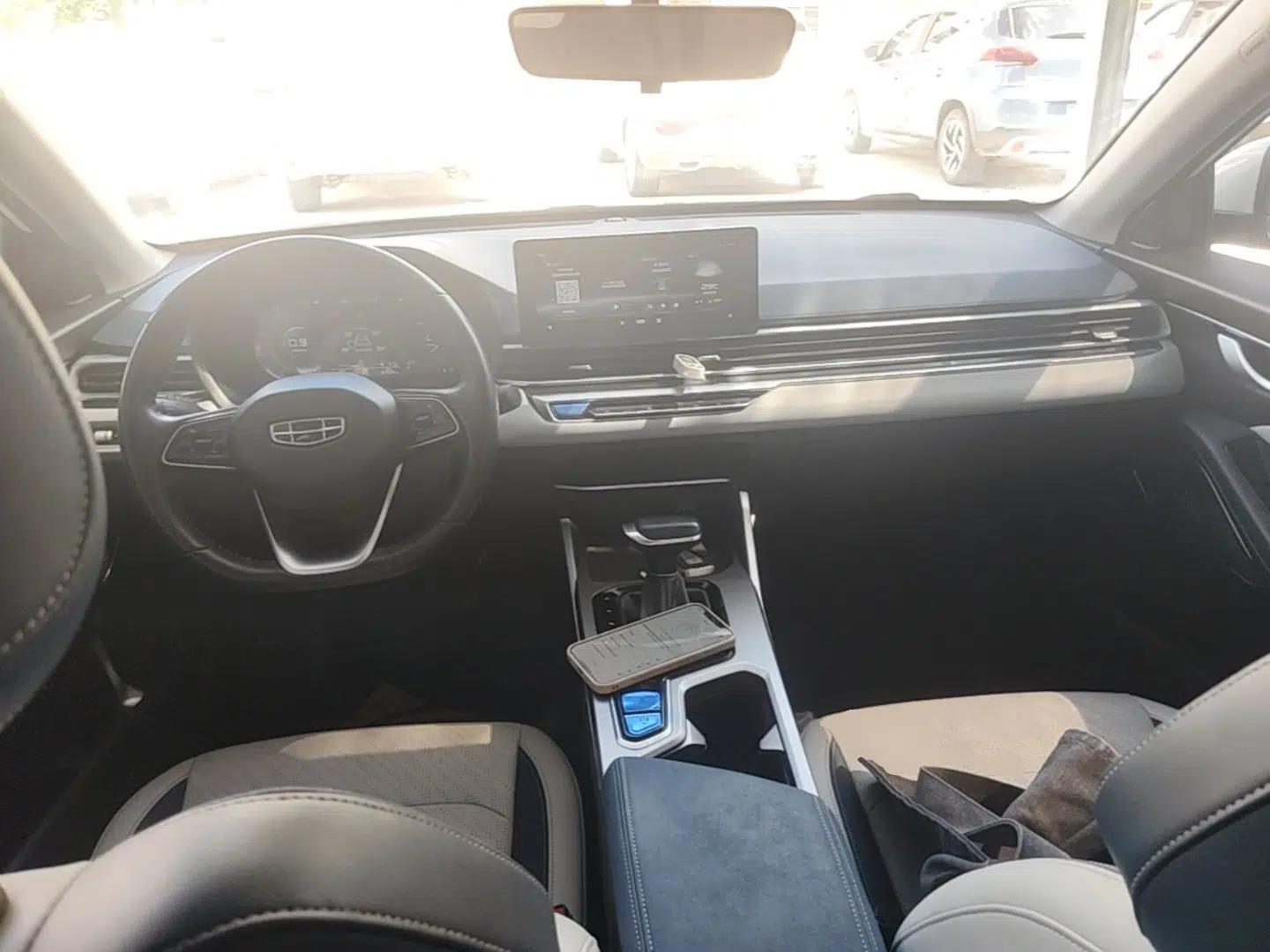 Geely Auto Emgrand 2022 4th Generation 1.5L CVT Flagship Model — миниатюра 12