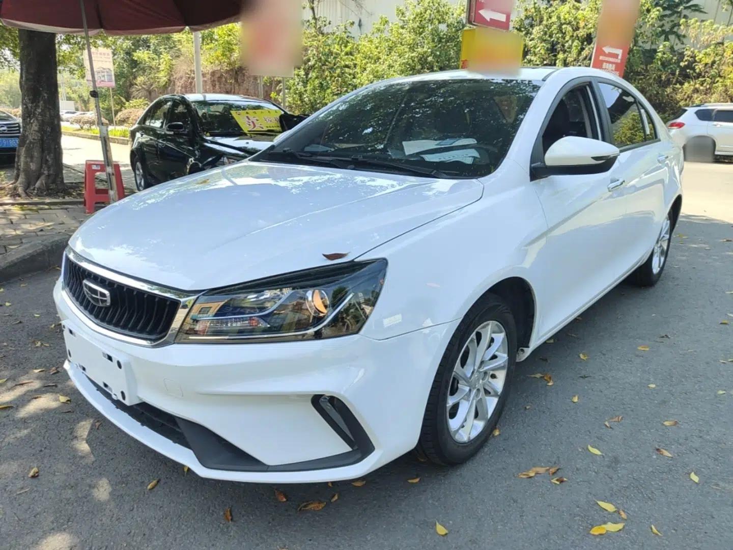 Geely Auto Emgrand 2021 UP 1.5L Manual Luxury Model — миниатюра 1