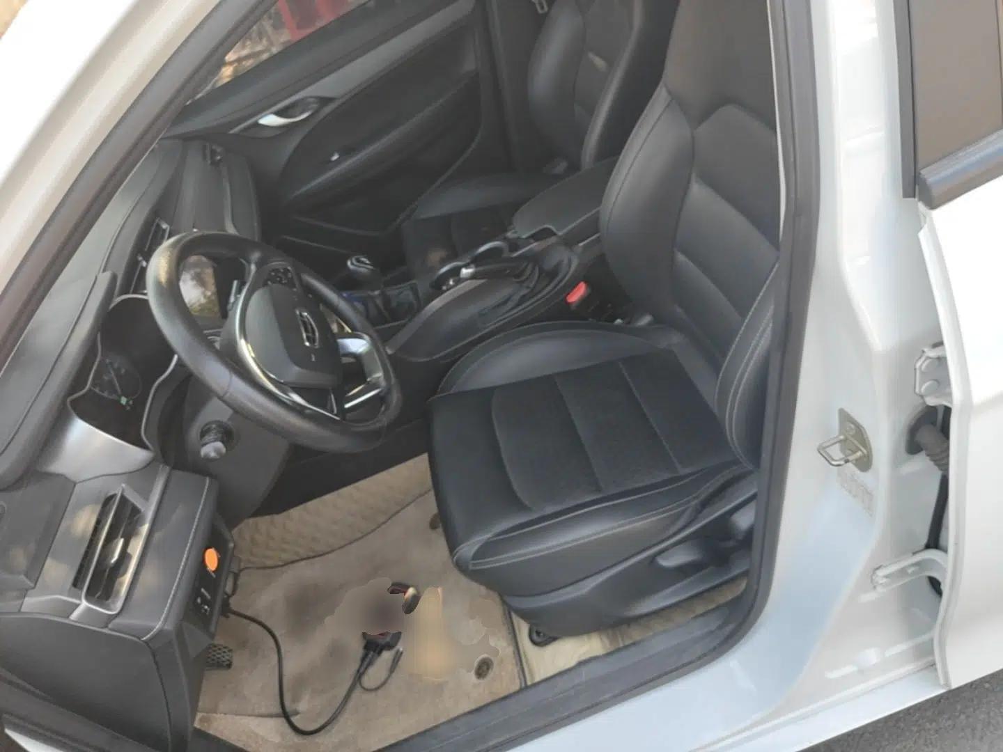 Geely Auto Emgrand 2021 UP 1.5L Manual Luxury Model — миниатюра 17
