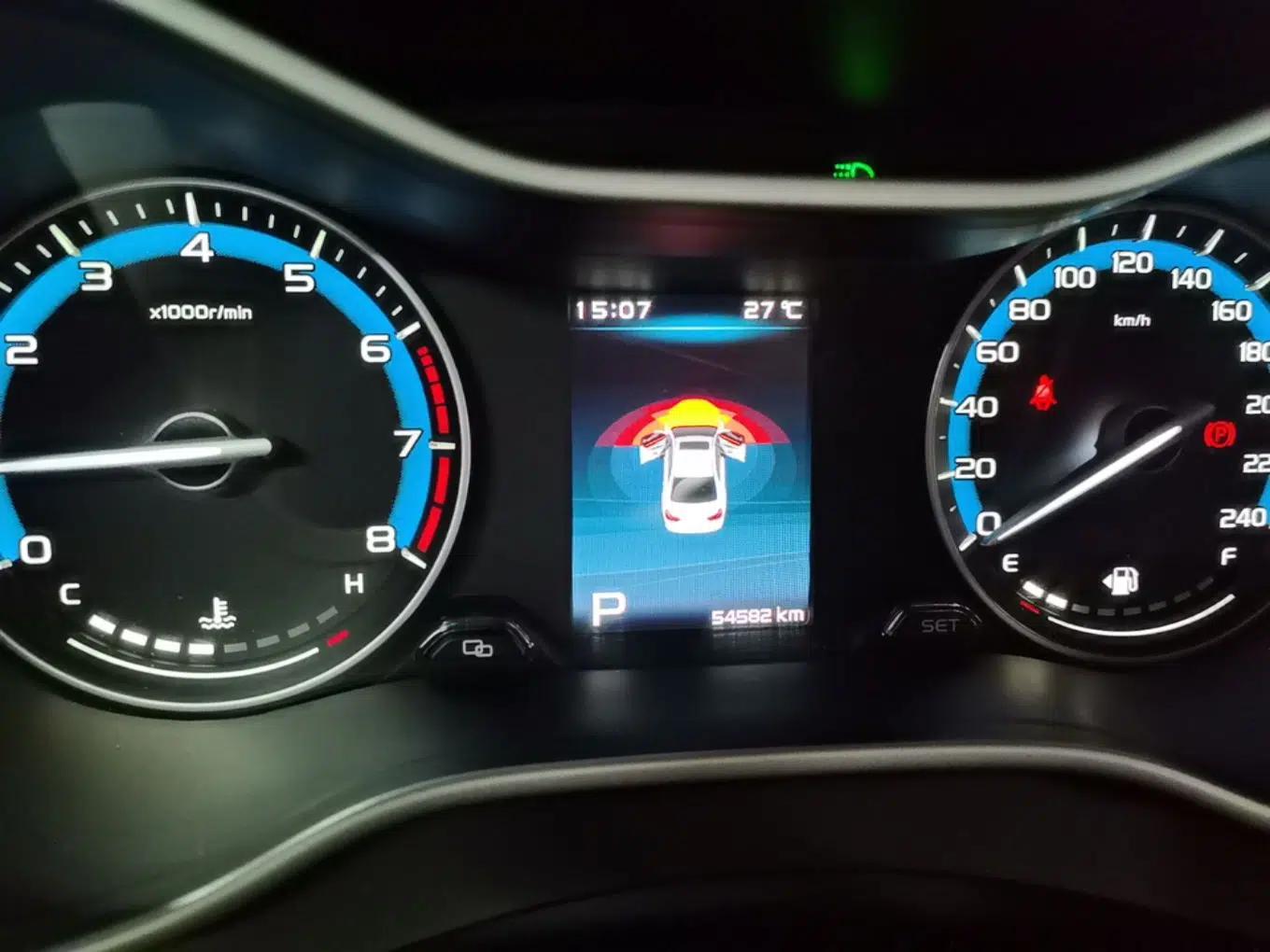 Geely Auto Emgrand 2019 Leading Edition 1.5L CVT Luxury Model China VI Standard — миниатюра 22