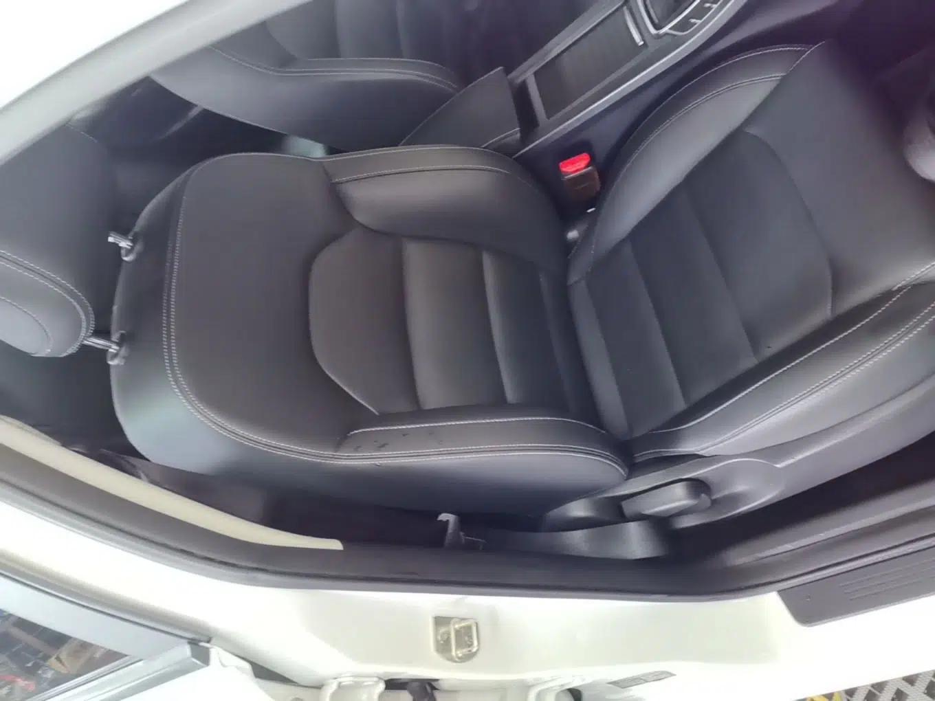 Geely Auto Emgrand 2019 Leading Edition 1.5L CVT Luxury Model China VI Standard — миниатюра 27