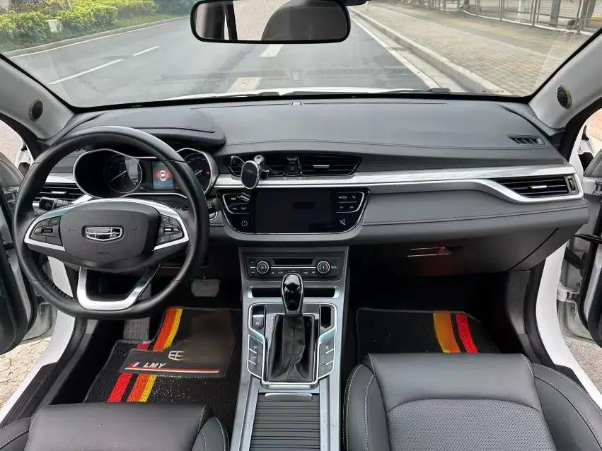 Geely Auto Emgrand 2019 Leading Edition 1.5L CVT Luxury Model China VI Standard — миниатюра 33
