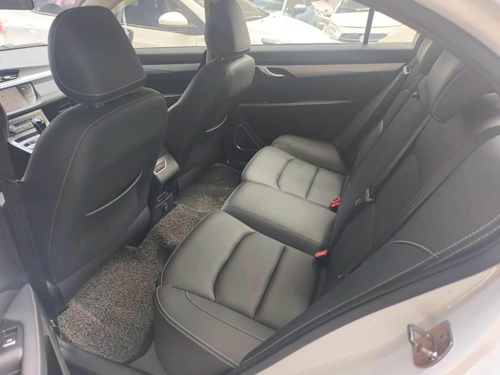 Geely Auto Emgrand 2018 1.5L CVT Upward Connect Edition — миниатюра 20