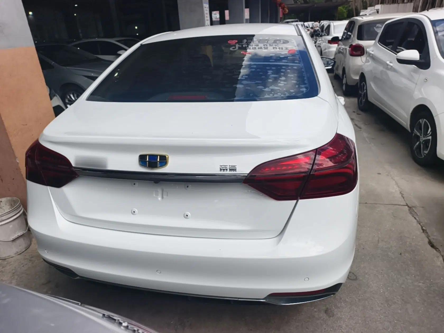 Geely Auto Emgrand 2018 1.5L CVT Upward Connect Edition — миниатюра 5