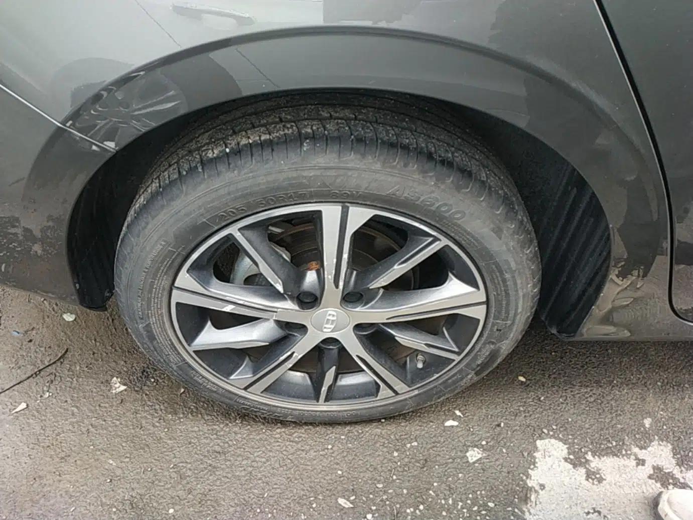 Geely Auto Emgrand 2023 4th Generation Champion Edition 1.5L CVT Prestige Model — миниатюра 11