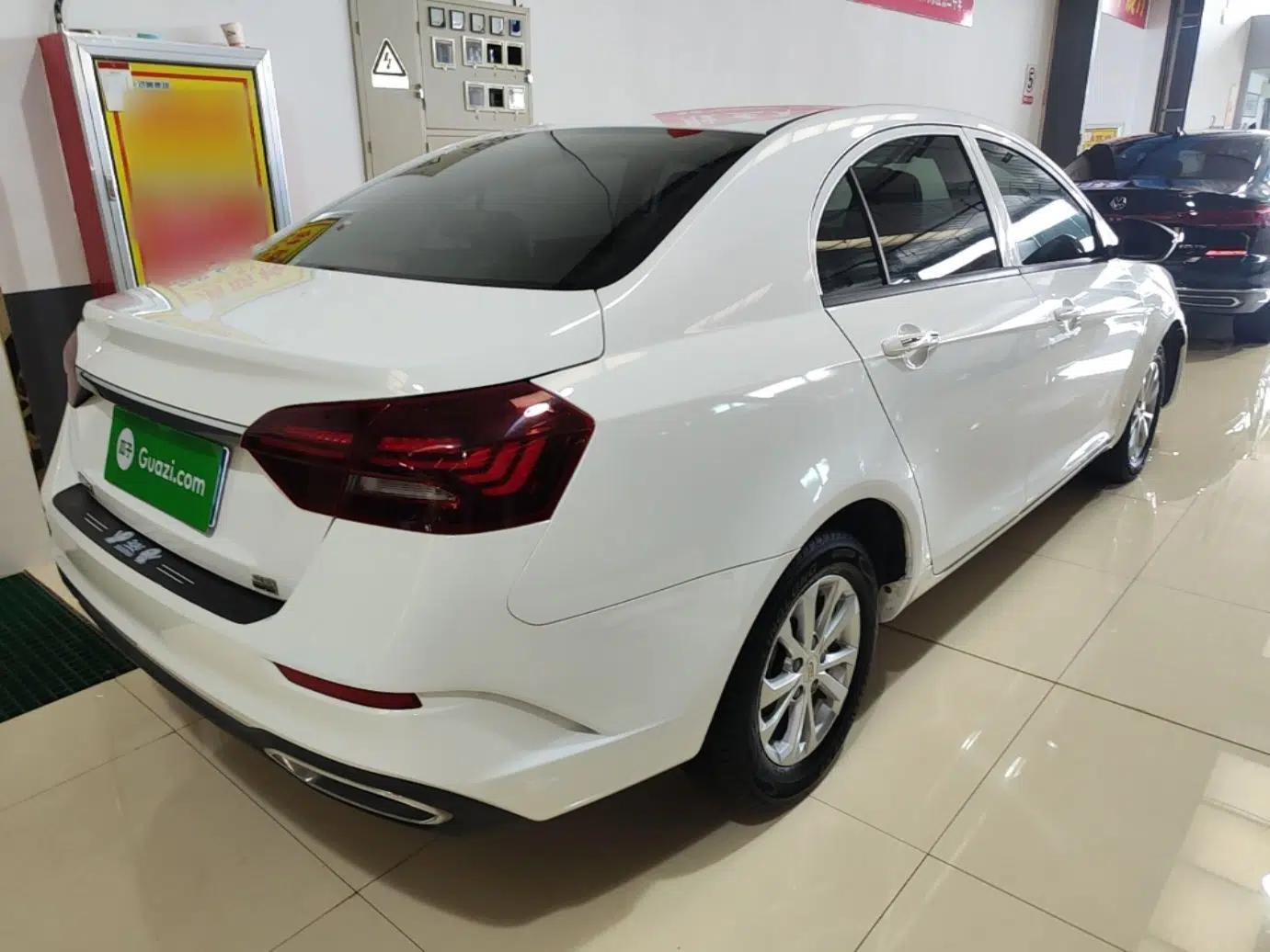 Geely Auto Emgrand 2021 UP 1.5L CVT Comfort Model — миниатюра 6