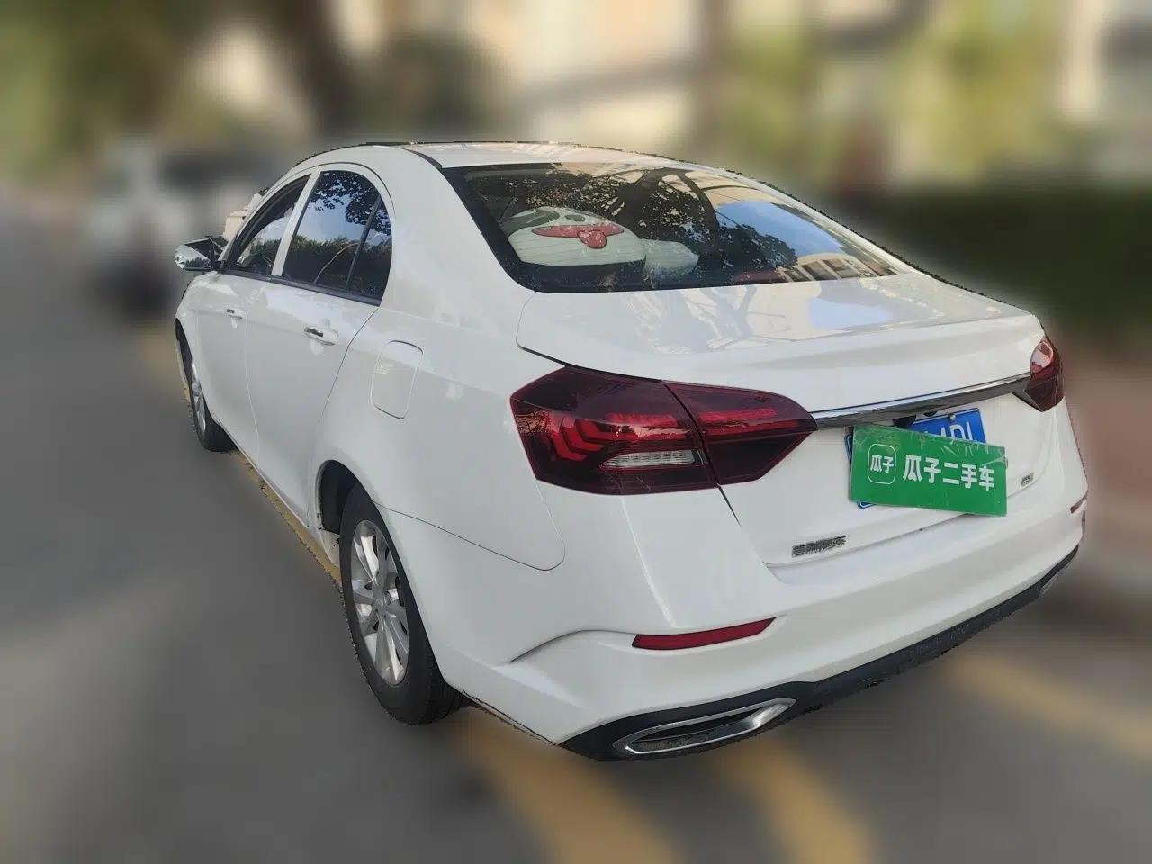 Geely Auto Emgrand 2021 UP 1.5L CVT Comfort Model — миниатюра 4