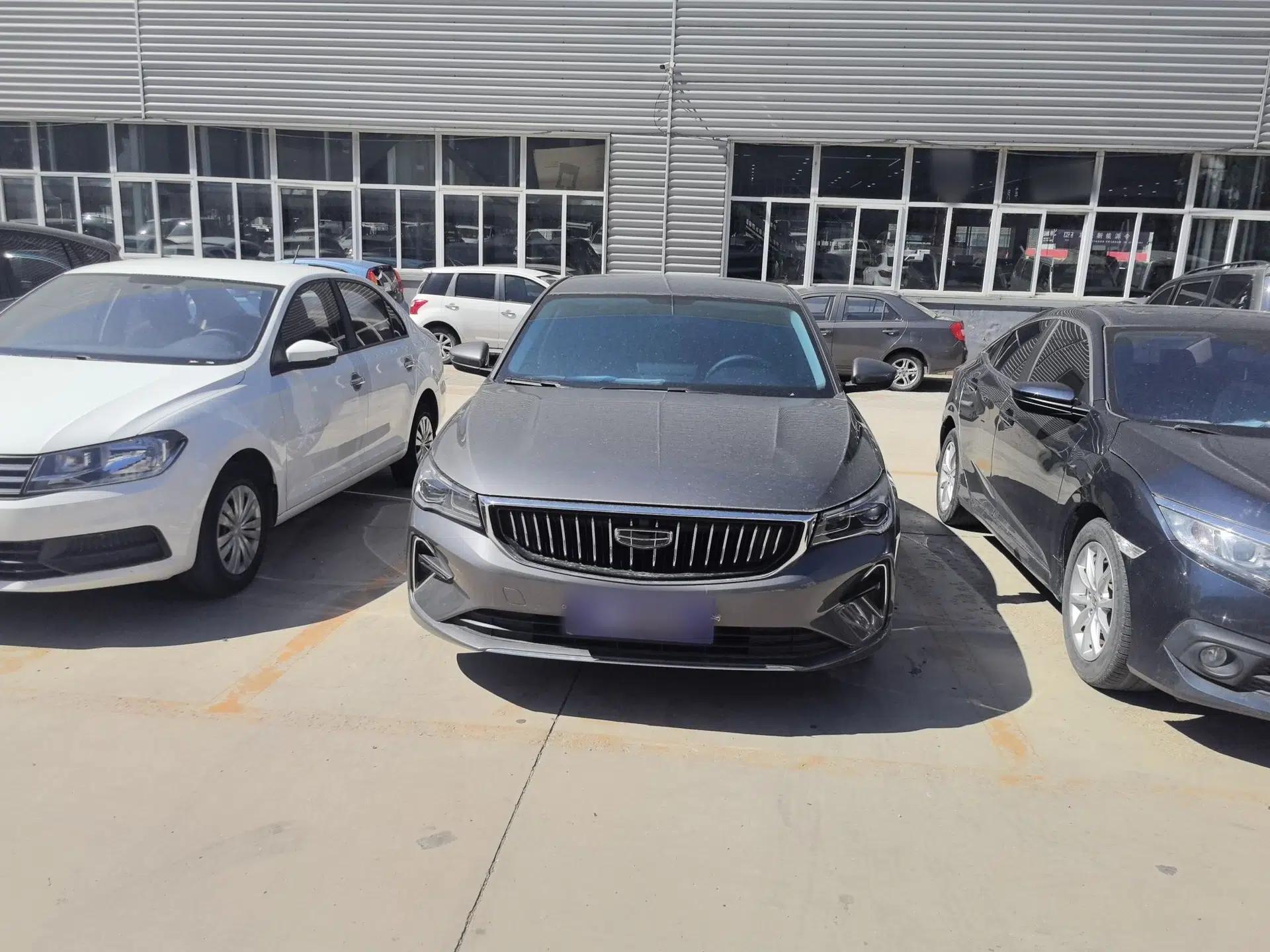 Geely Auto Emgrand 2023 4th Generation Champion Edition 1.5L CVT Luxury Model — миниатюра 7