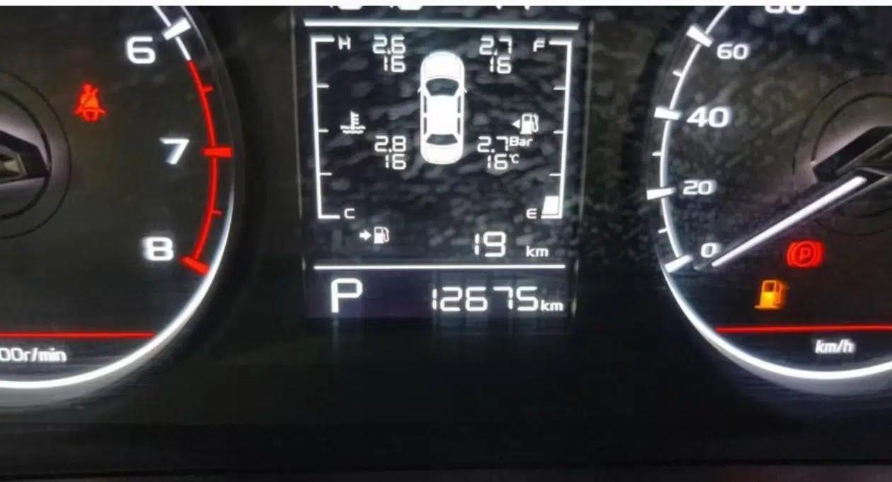 Geely Auto Emgrand 2023 4th Generation Champion Edition 1.5L CVT Luxury Model — миниатюра 9