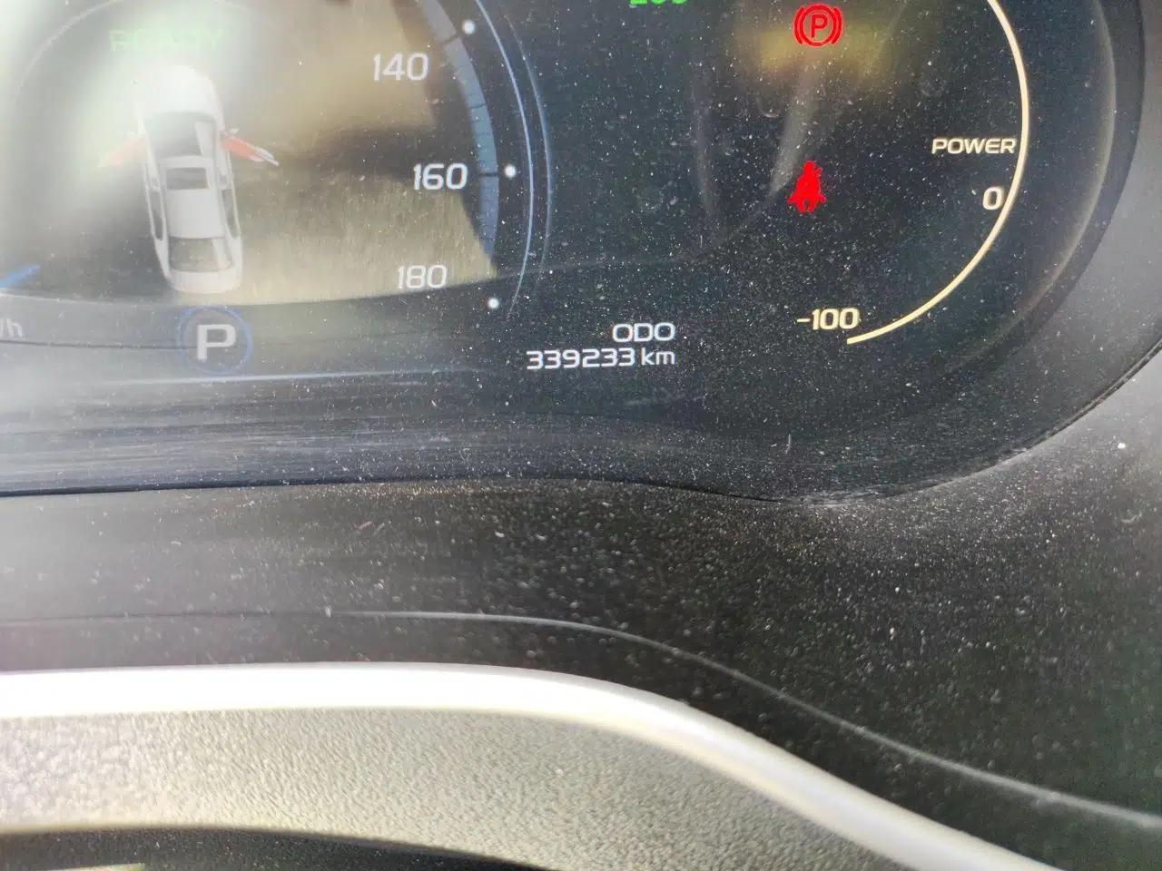 Geely Auto Emgrand New Energy 2018 EV450 Ambition Model — миниатюра 12