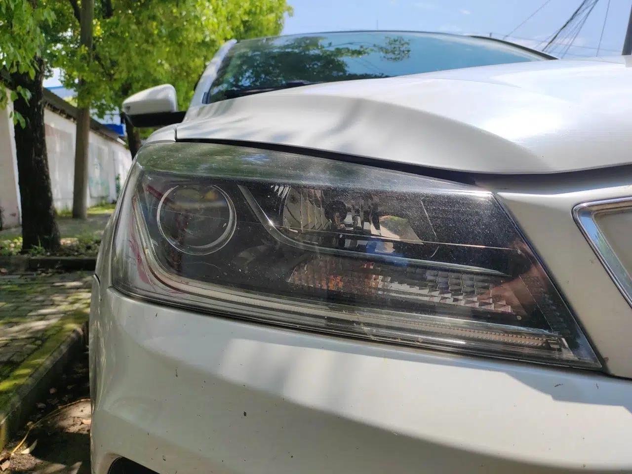 Geely Auto Emgrand New Energy 2018 EV450 Ambition Model — миниатюра 7