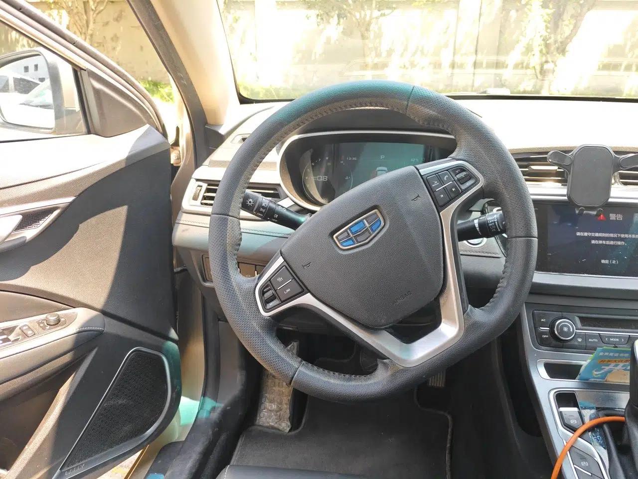 Geely Auto Emgrand 2018 1.5L CVT Upward Connect Edition — миниатюра 10