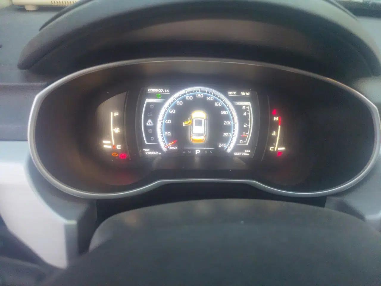 Geely Auto Emgrand X7 Sport 2016 1.8TD Automatic Smart Model — миниатюра 11