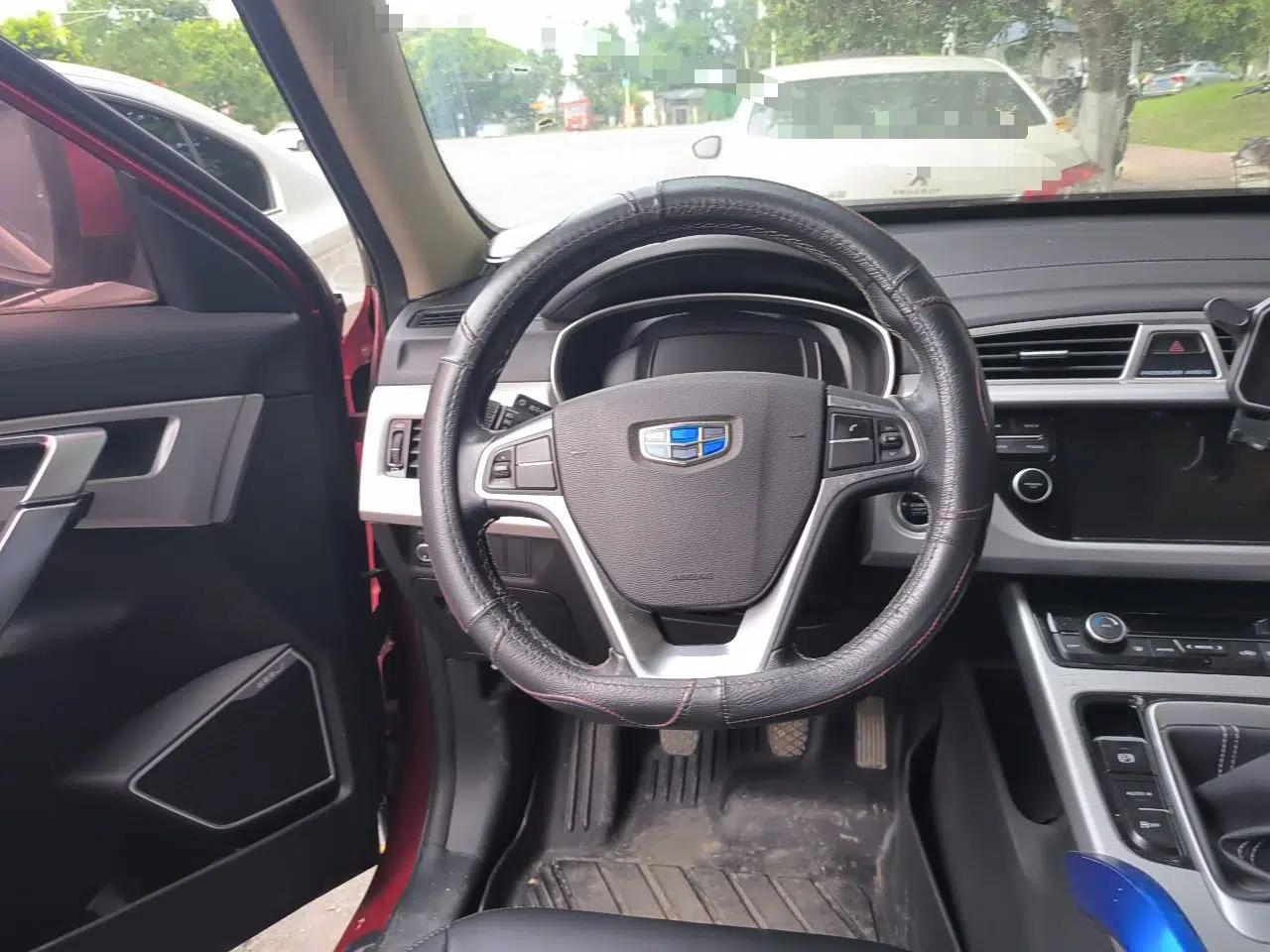 Geely Auto Emgrand X7 Sport 2016 2.0L Manual Smart Connect Version — миниатюра 10