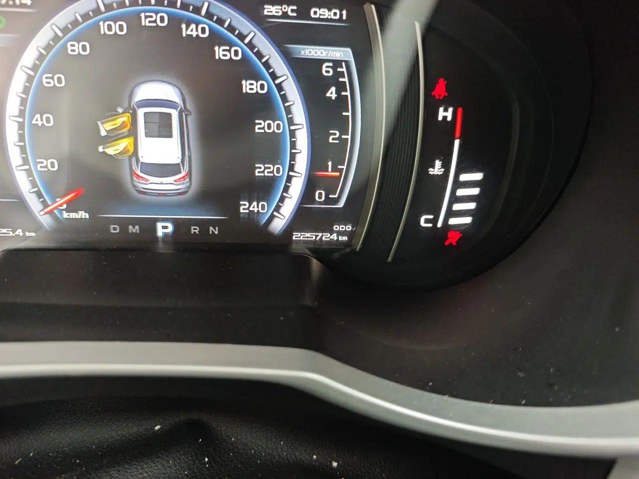 Geely Auto Emgrand X7 Sport 2016 1.8TD Automatic Smart Model — миниатюра 12