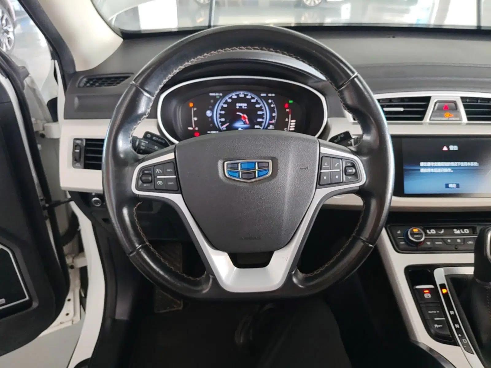 Geely Auto Emgrand X7 Sport 2018 1.8TD Automatic All-Wheel-Drive ZhiZun Model with 4G Connectivity — миниатюра 18