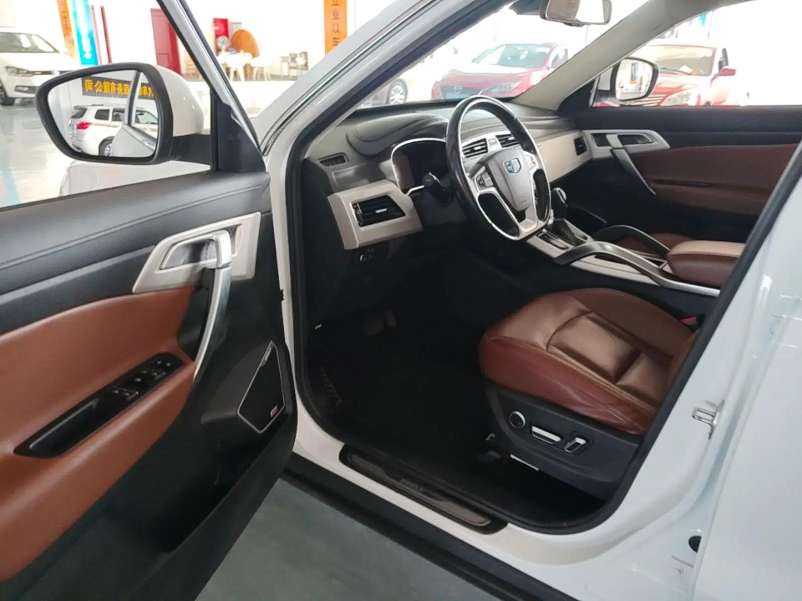 Geely Auto Emgrand X7 Sport 2018 1.8TD Automatic All-Wheel-Drive ZhiZun Model with 4G Connectivity — миниатюра 23