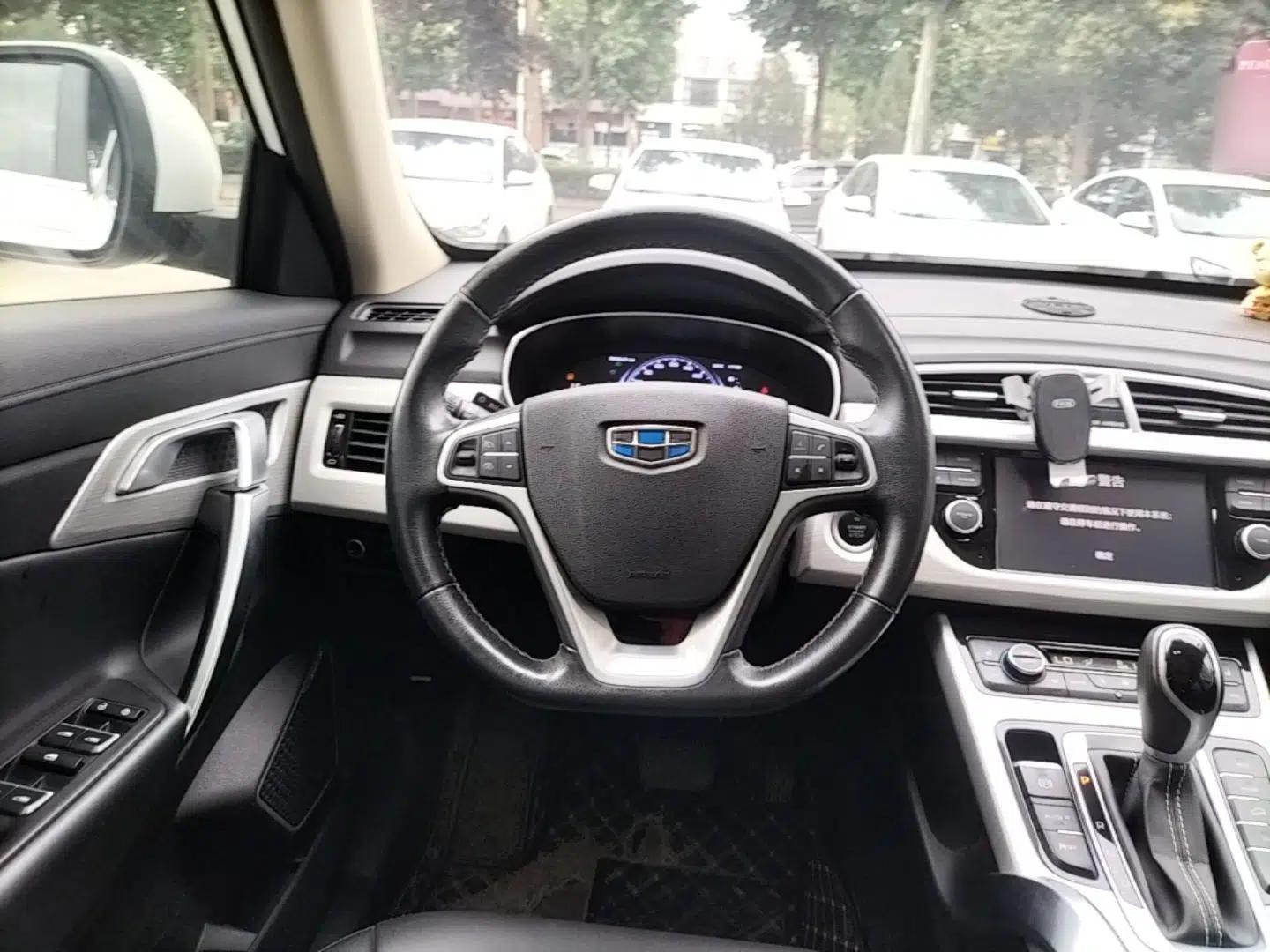 Geely Auto Emgrand X7 Sport 2018 1.8TD Automatic Two-Wheel Drive Smart Connect 4G Internet Edition — миниатюра 13