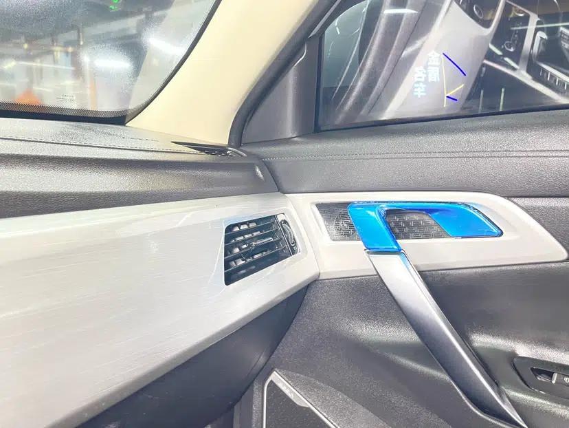 Geely Auto Emgrand X7 Sport 2016 1.8TD Automatic Smart Model — миниатюра 18
