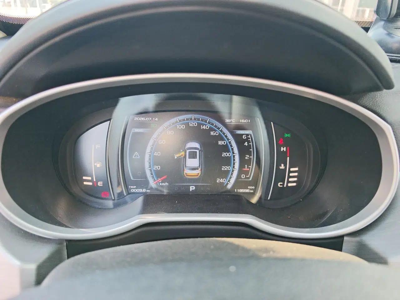 Geely Auto Emgrand X7 Sport 2016 1.8TD Automatic Smart Model — миниатюра 11