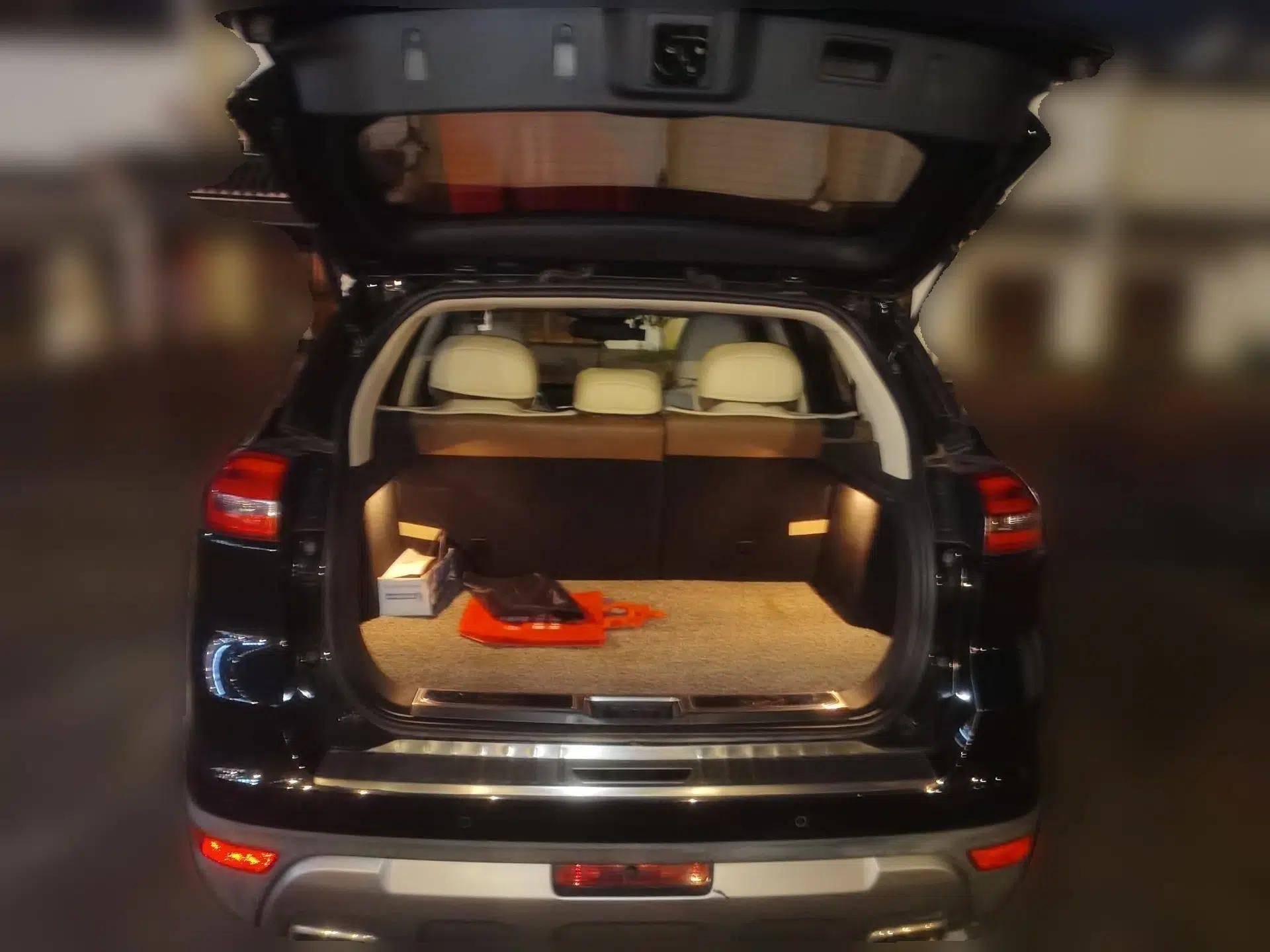 Geely Auto Emgrand X7 Sport 2016 1.8TD Automatic All-Wheel-Drive ZhiZun Edition — миниатюра 19