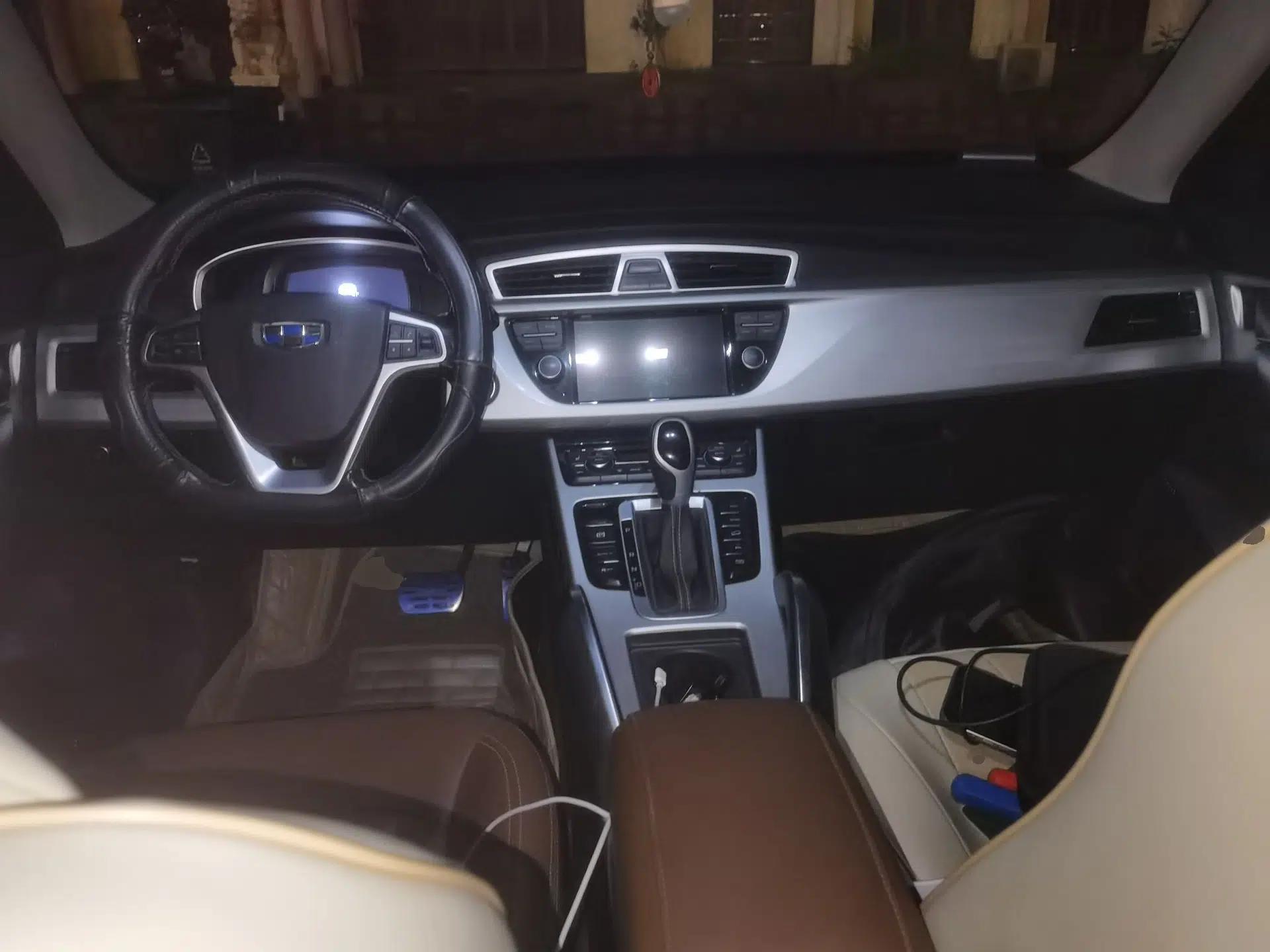 Geely Auto Emgrand X7 Sport 2016 1.8TD Automatic All-Wheel-Drive ZhiZun Edition — миниатюра 9