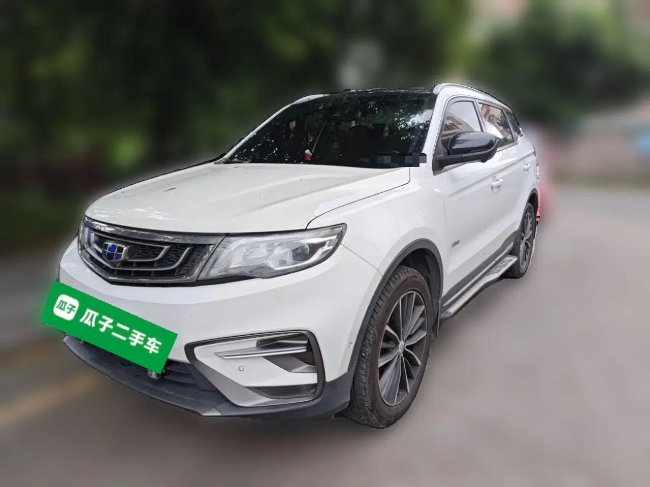 Geely Auto Emgrand X7 Sport 2018 1.8TD Automatic Two-Wheel Drive ZhiZun Model with 4G Connectivity — миниатюра 1