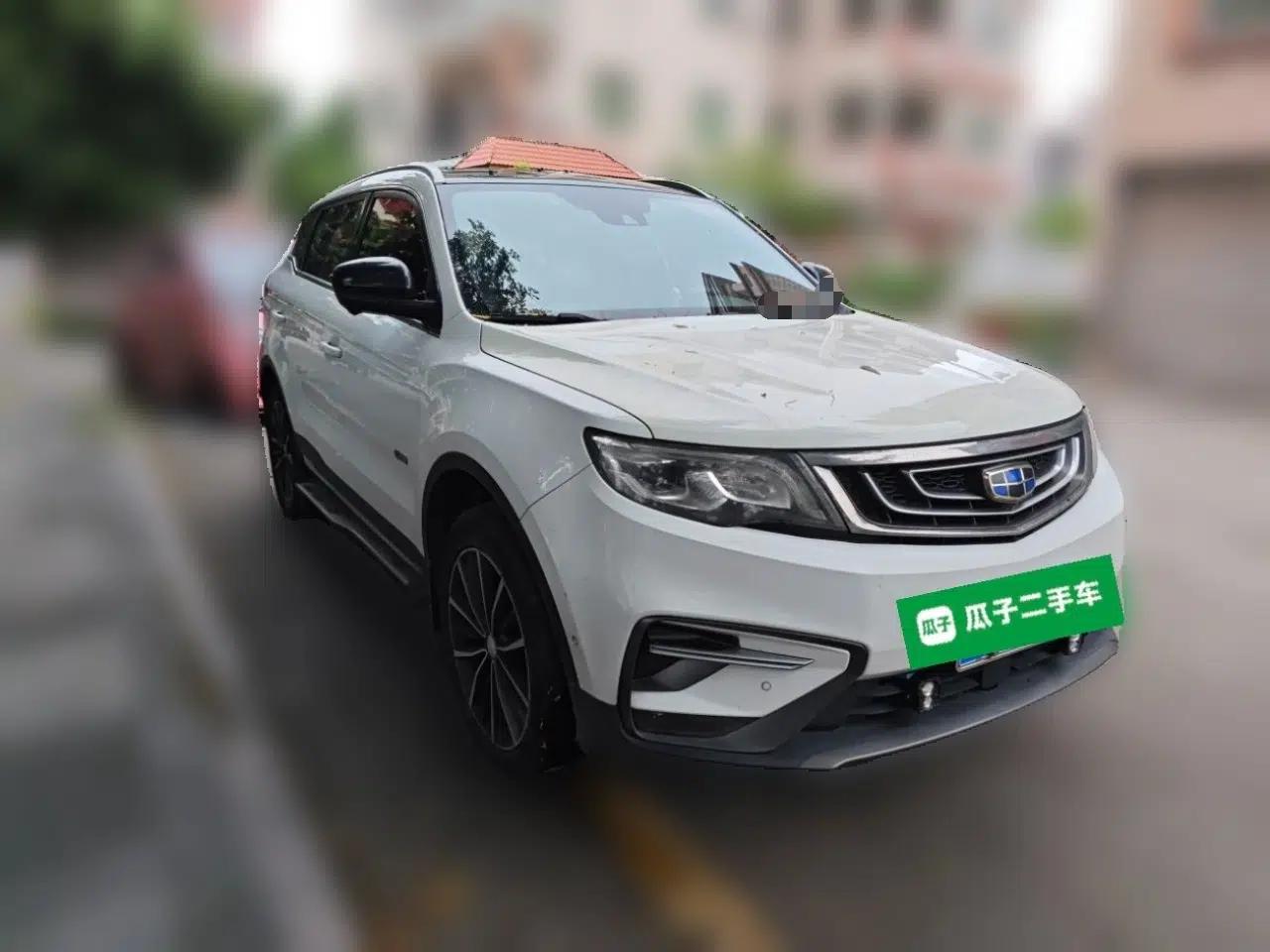 Geely Auto Emgrand X7 Sport 2018 1.8TD Automatic Two-Wheel Drive ZhiZun Model with 4G Connectivity — миниатюра 3