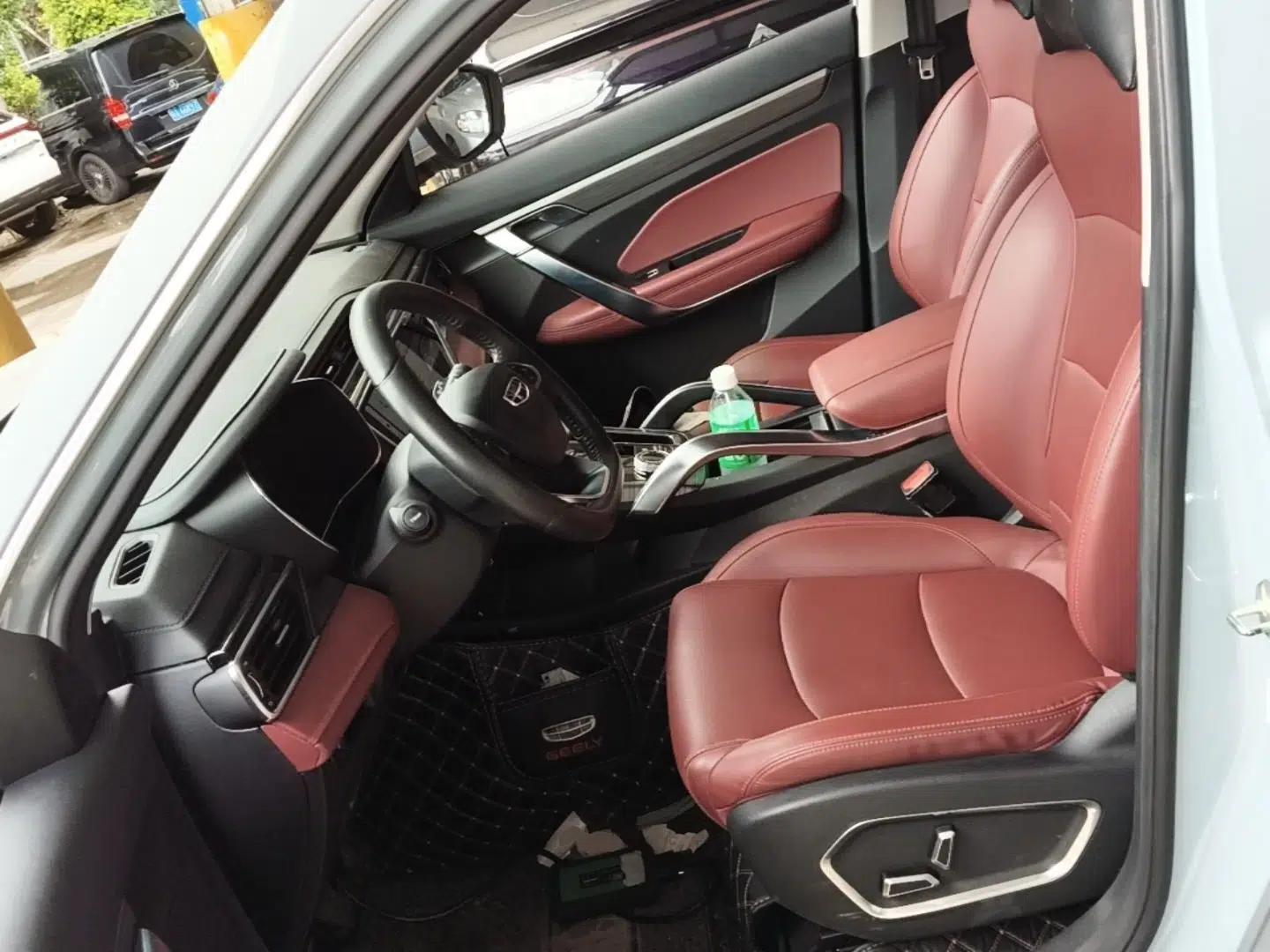 Geely Auto Emgrand X7 Sport 2022 Boyue X 1.8TD DCT ZhiZun Edition — миниатюра 17