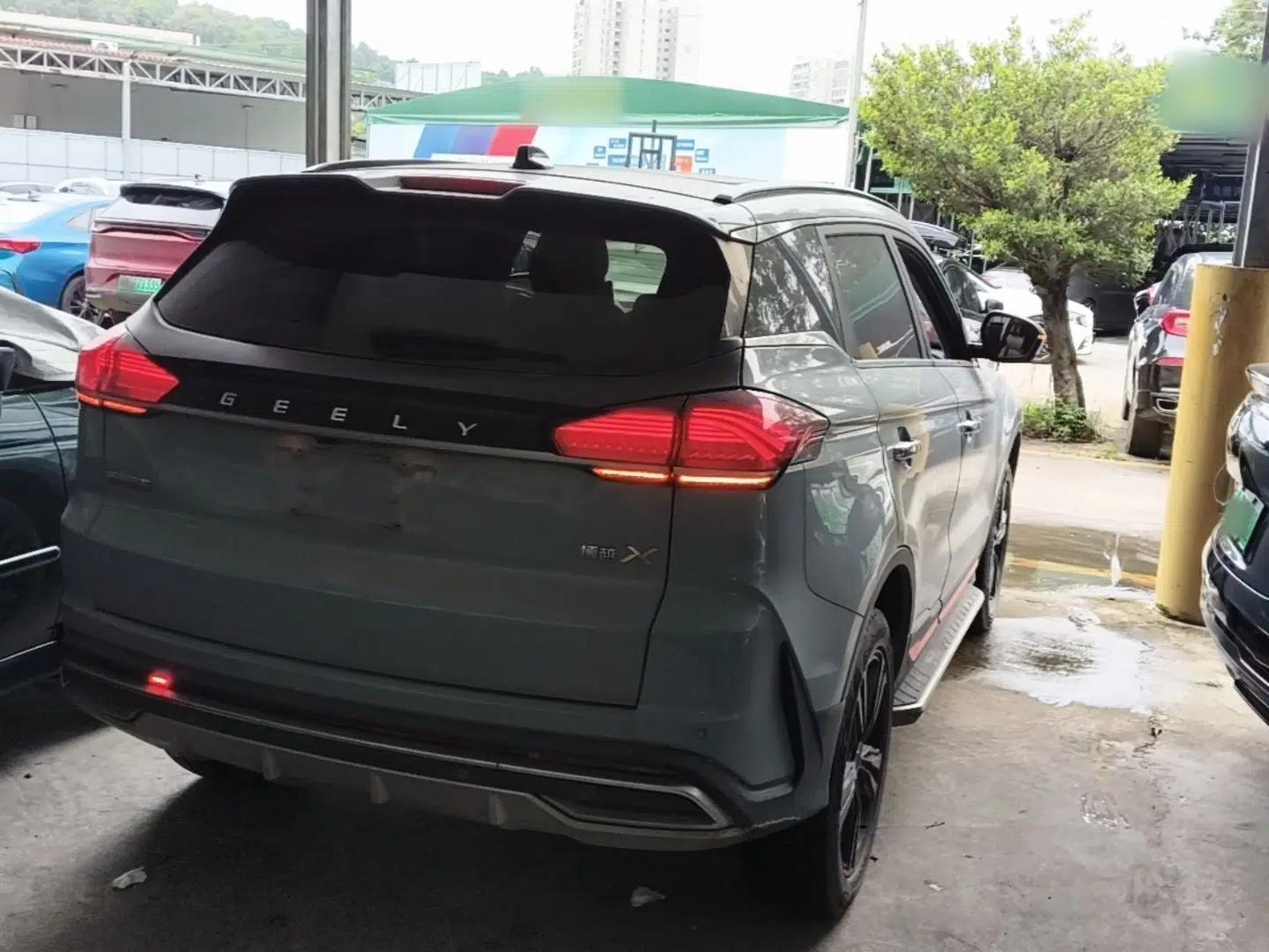 Geely Auto Emgrand X7 Sport 2022 Boyue X 1.8TD DCT ZhiZun Edition — миниатюра 6