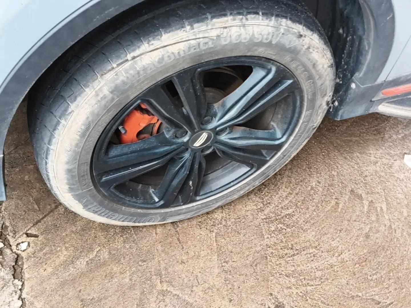 Geely Auto Emgrand X7 Sport 2022 Boyue X 1.8TD DCT ZhiZun Edition — миниатюра 10
