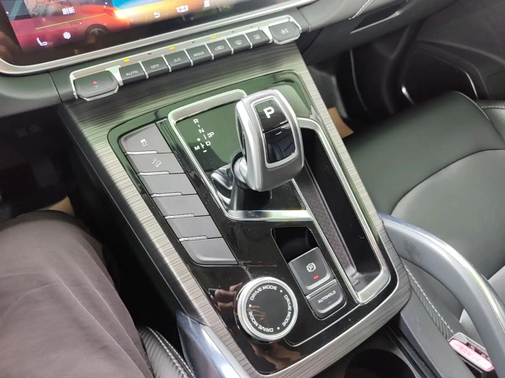 Geely Auto Emgrand X7 Sport 2020 1.5TD Automatic Smart Connect PRO — миниатюра 16
