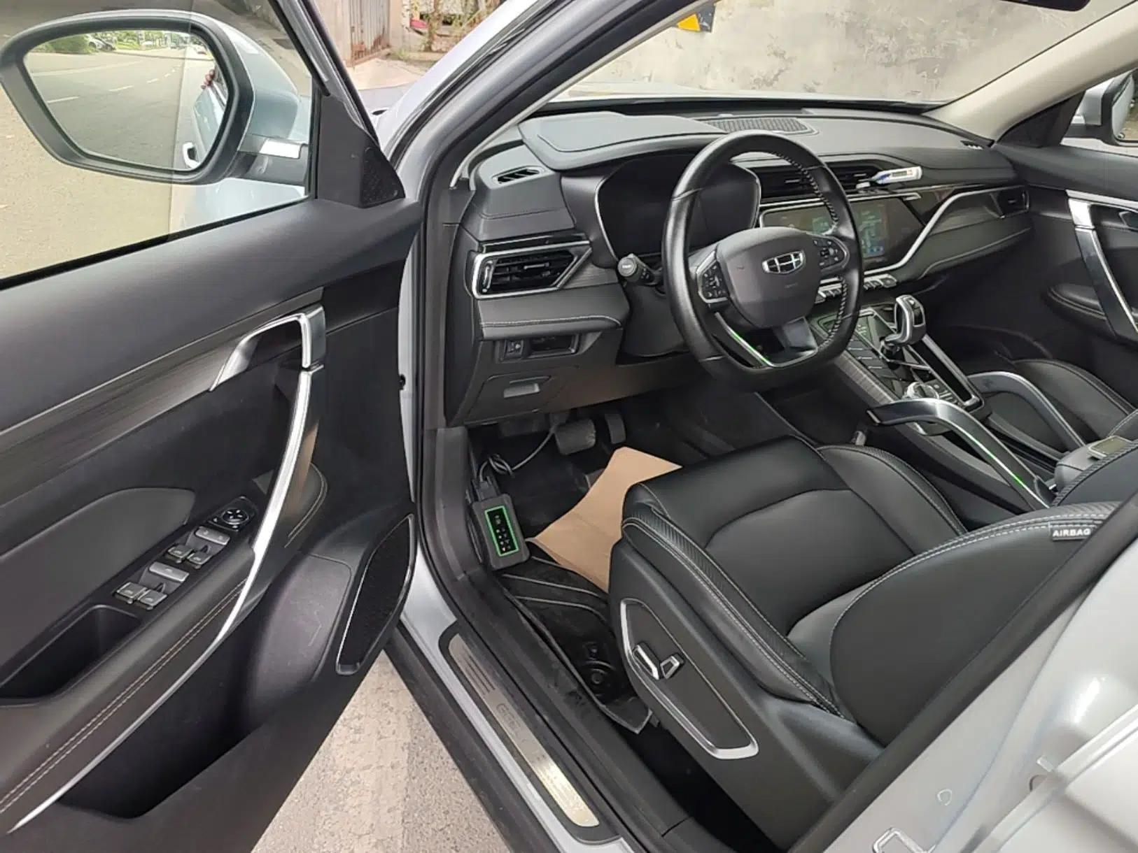 Geely Auto Emgrand X7 Sport 2020 1.5TD Automatic Smart Connect PRO — миниатюра 18