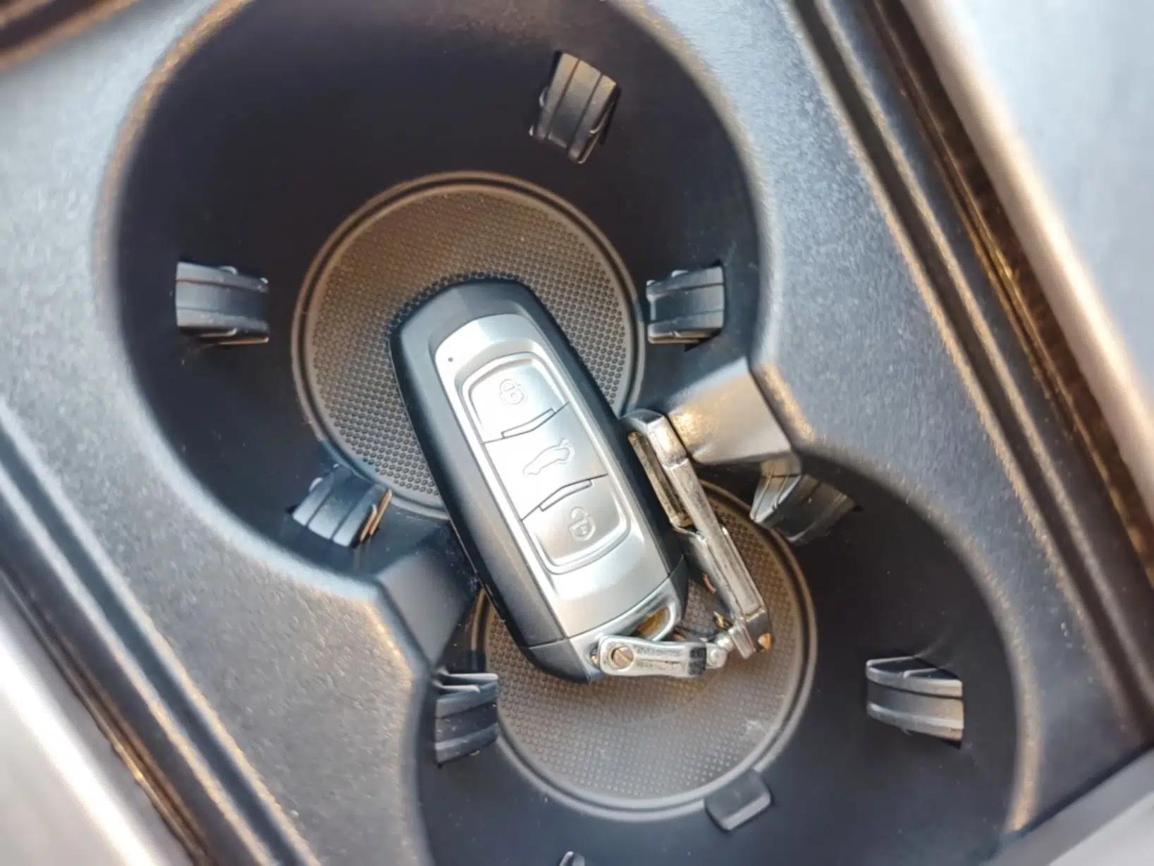 Geely Auto Emgrand X7 Sport 2021 1.8TD DCT Two-Wheel Drive Asian Games Comfort Edition — миниатюра 28