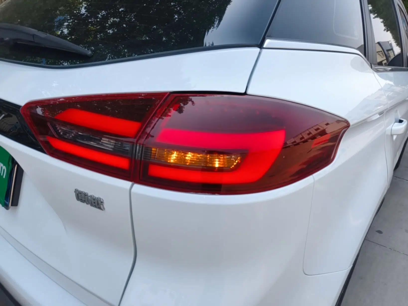 Geely Auto Emgrand X7 Sport 2021 1.8TD DCT Two-Wheel Drive Asian Games Comfort Edition — миниатюра 9