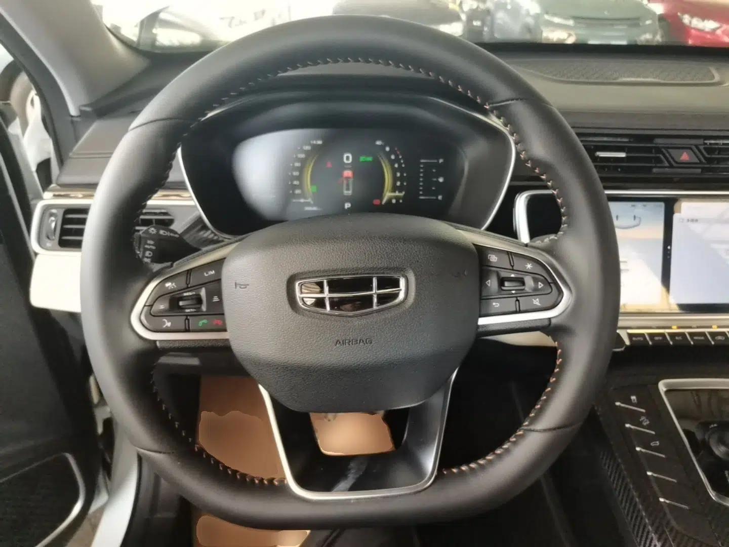 Geely Auto Emgrand X7 Sport 2022 Boyue X 1.8TD DCT ZhiZun Edition — миниатюра 13