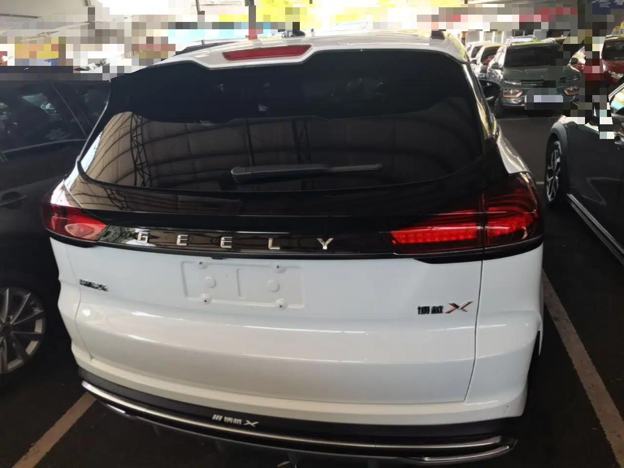 Geely Auto Emgrand X7 Sport 2022 Boyue X 1.8TD DCT ZhiZun Edition — миниатюра 5