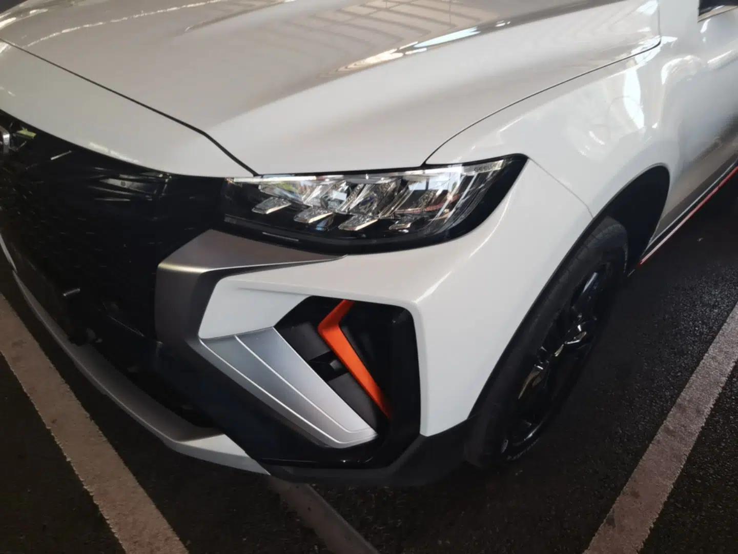Geely Auto Emgrand X7 Sport 2022 Boyue X 1.8TD DCT ZhiZun Edition — миниатюра 8