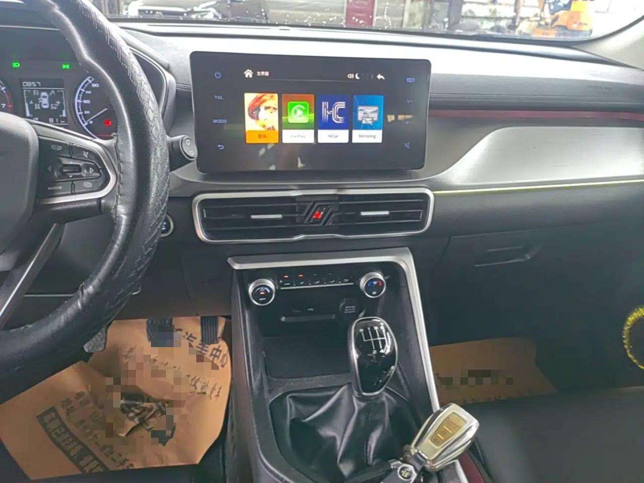 Geely Auto Coolray 2021 1.4T Manual Gold Edition — миниатюра 15