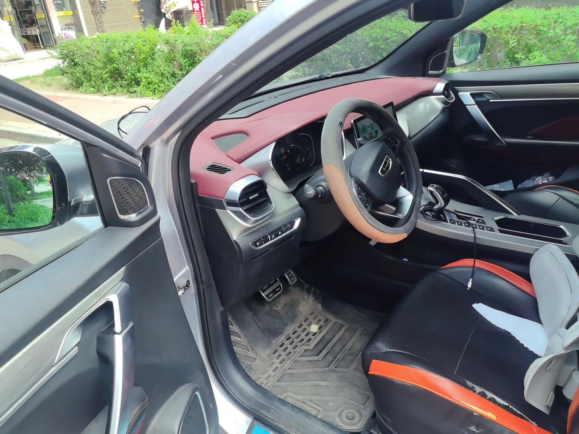 Geely Auto Coolray 2019 Sport Model 260T DCT Battle China V Standard — миниатюра 16