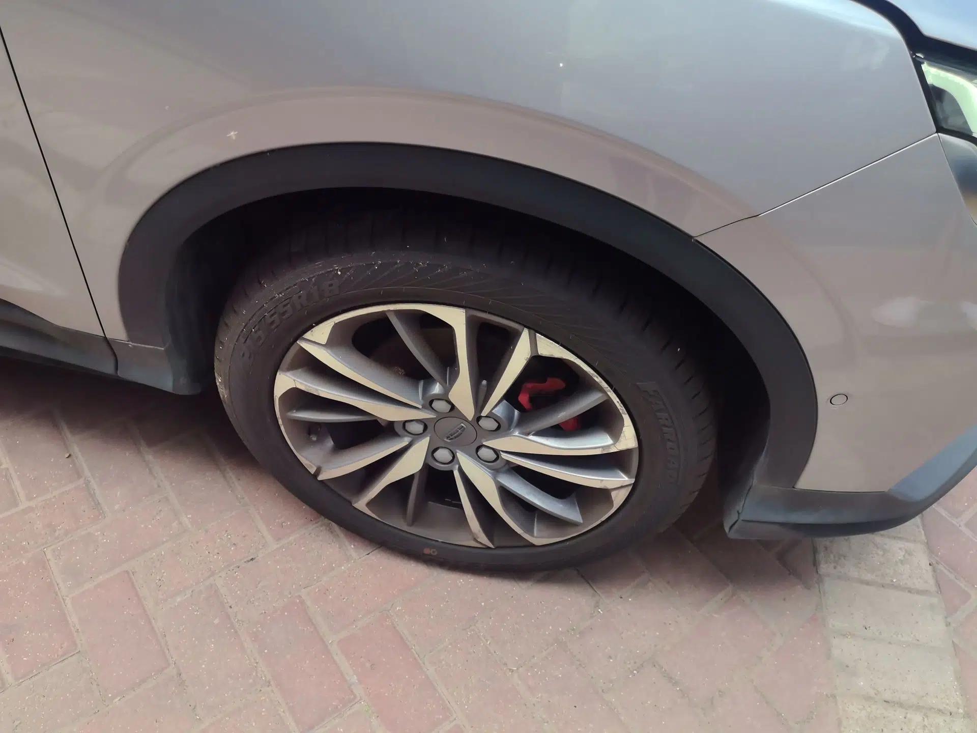 Geely Auto Coolray 2019 Sport Model 260T DCT Battle China V Standard — миниатюра 8