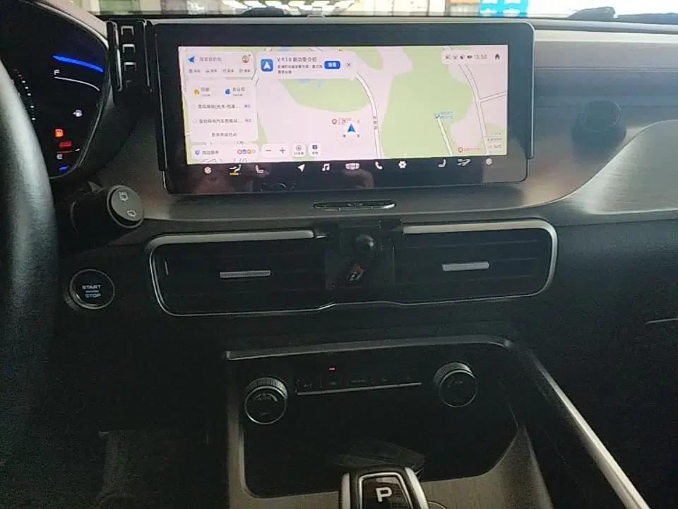 Geely Auto Coolray 2019 Sport Model 260T DCT Battle China V Standard — миниатюра 15