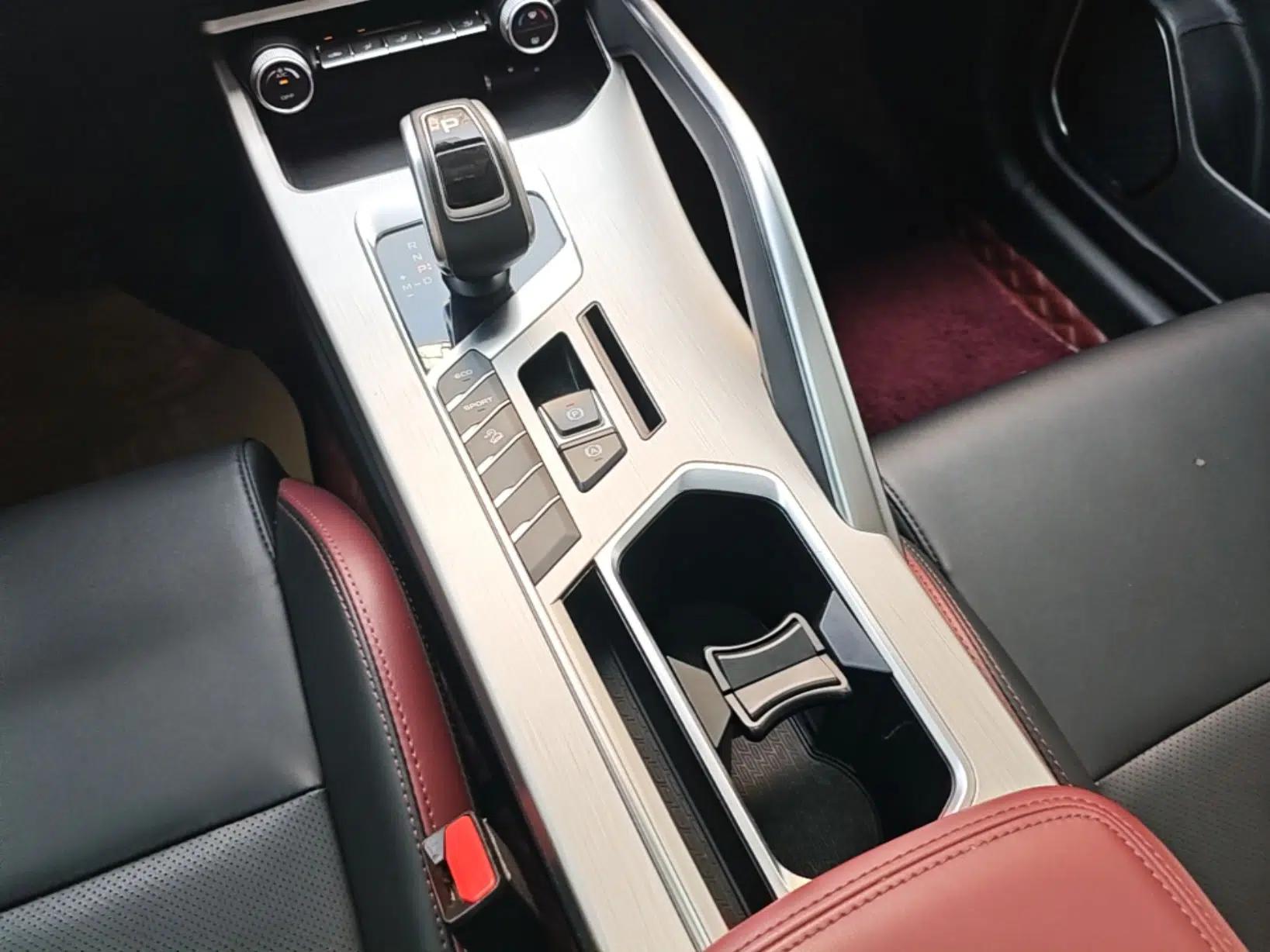 Geely Auto Coolray 2020 Facelift 240T DCT Hunter — миниатюра 16