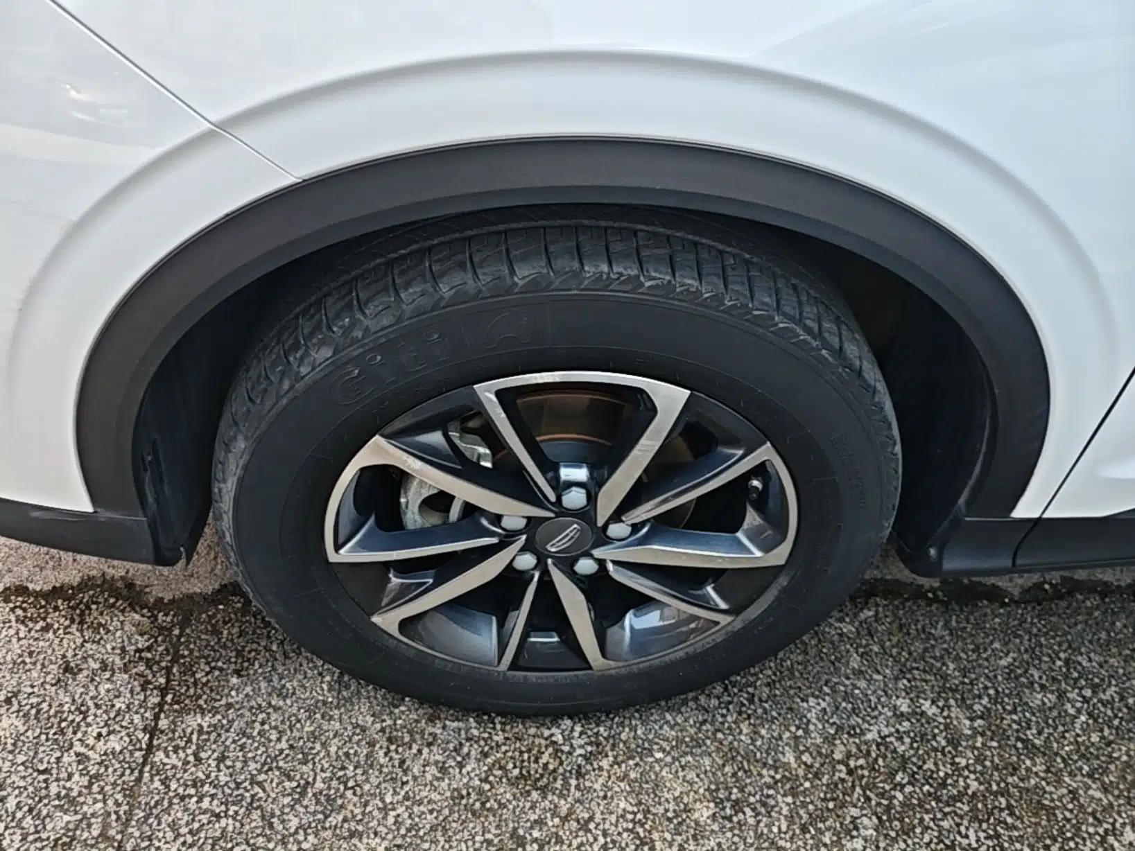 Geely Auto Coolray 2020 Facelift 240T DCT Hunter — миниатюра 10