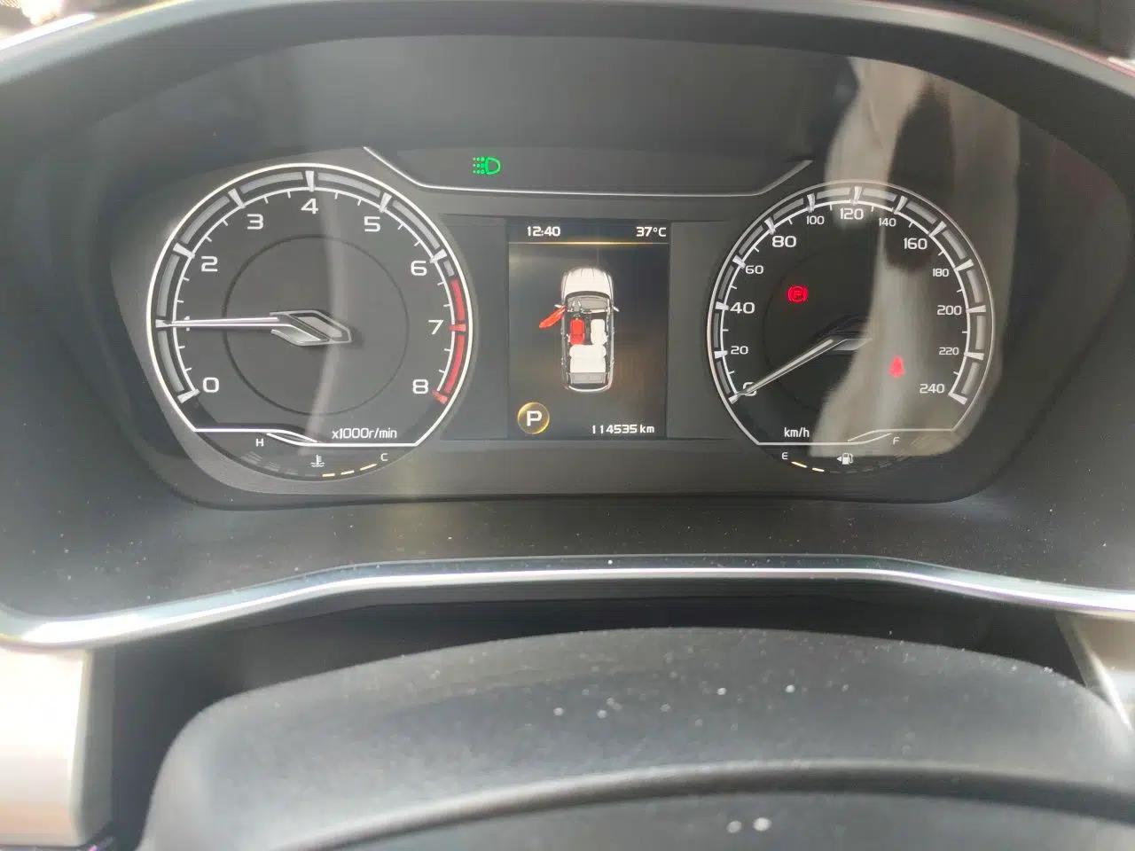 Geely Auto Coolray 2019 260T DCT Knight China VI Standard — миниатюра 12