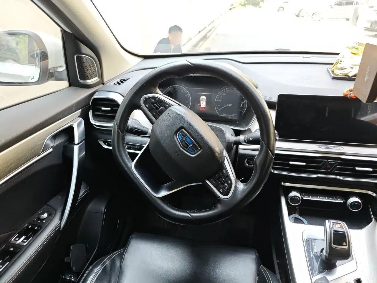 Geely Auto Coolray 2019 260T DCT Knight China V Standard — миниатюра 10