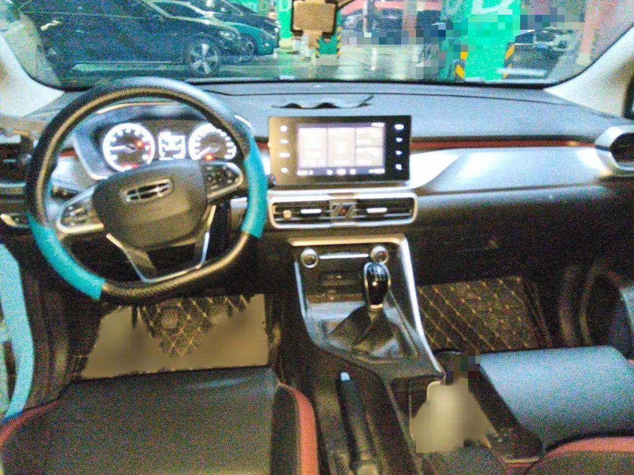 Geely Auto Coolray 2021 1.4T Manual Gold Edition — миниатюра 18