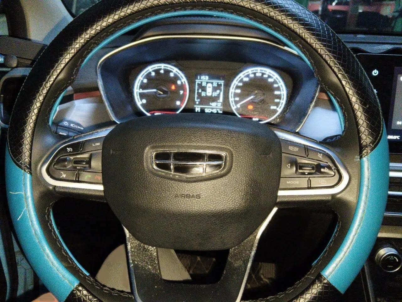 Geely Auto Coolray 2021 1.4T Manual Gold Edition — миниатюра 9