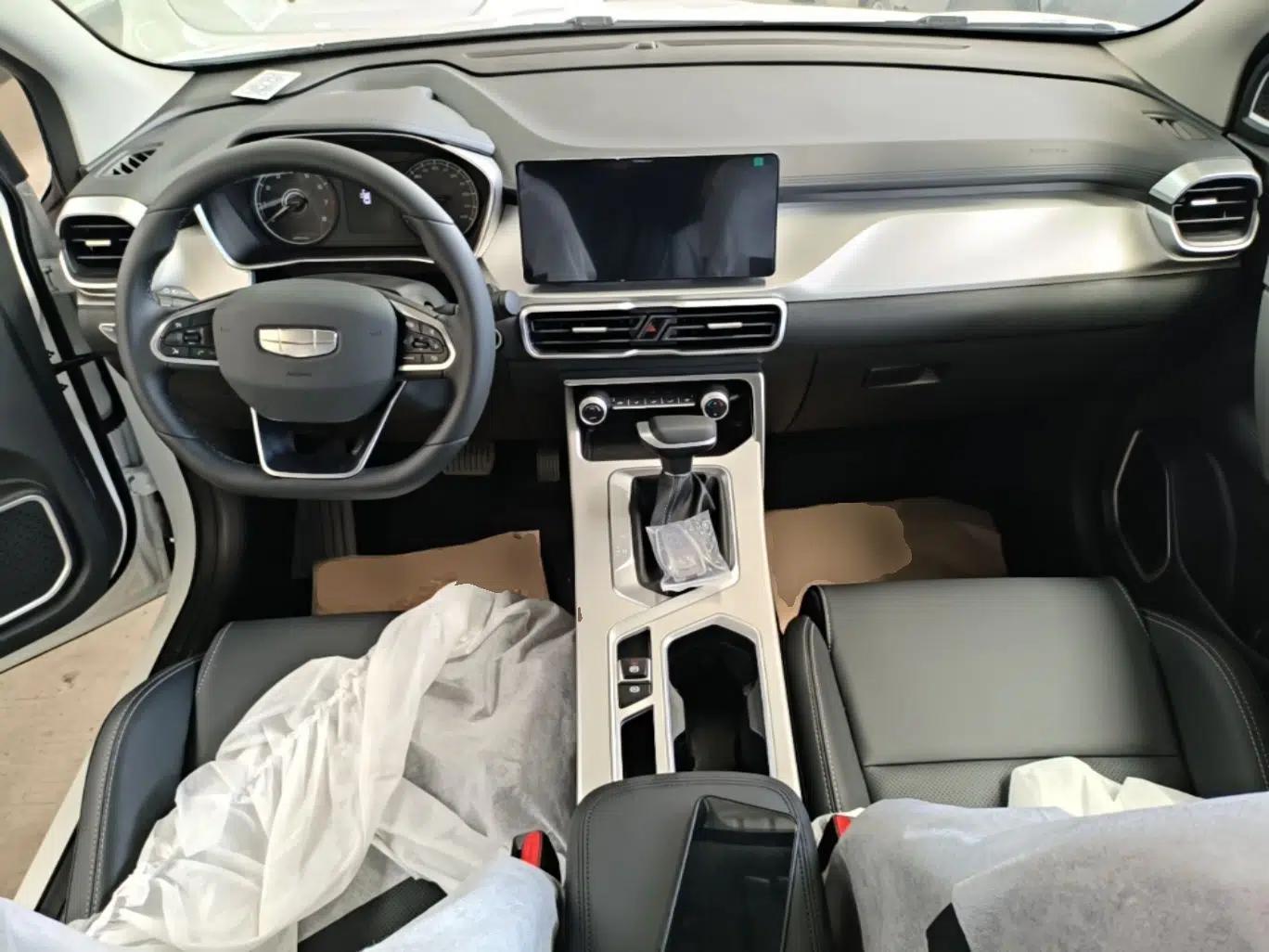 Geely Auto Coolray 2025 1.5L CVT Super Edition — миниатюра 12