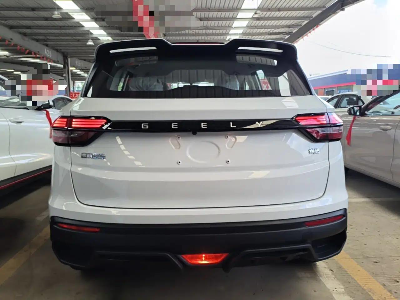 Geely Auto Coolray 2025 1.5L CVT Super Edition — миниатюра 5